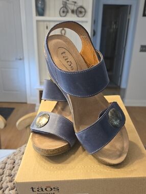 Taos Carousel Leather Wedge Sandals